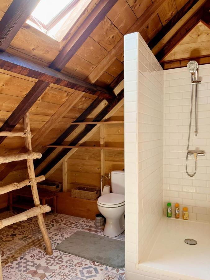 Habitation La Reine Du Camp Chambres D'Hotes Saint-Claude Kültér fotó