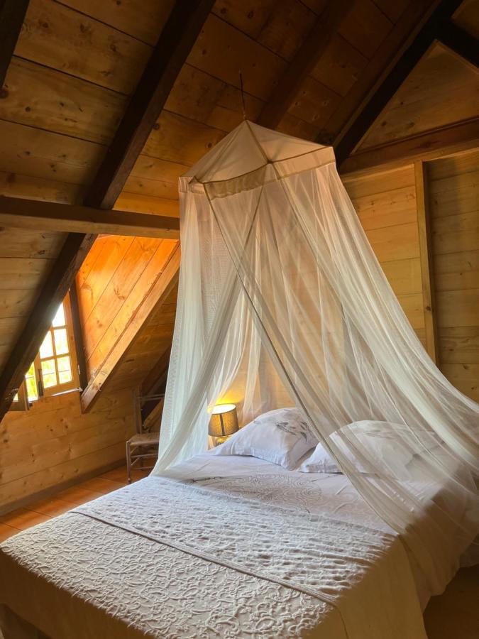 Habitation La Reine Du Camp Chambres D'Hotes Saint-Claude Kültér fotó